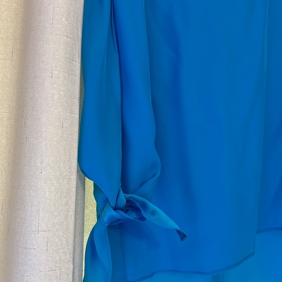 Silk blouse - Picture 2 of 4